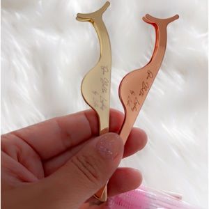 Eyelash Applicator Tool